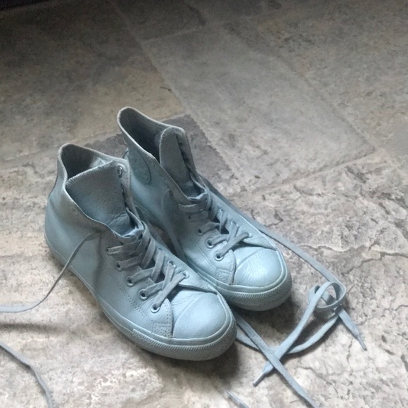 baby blue leather converse